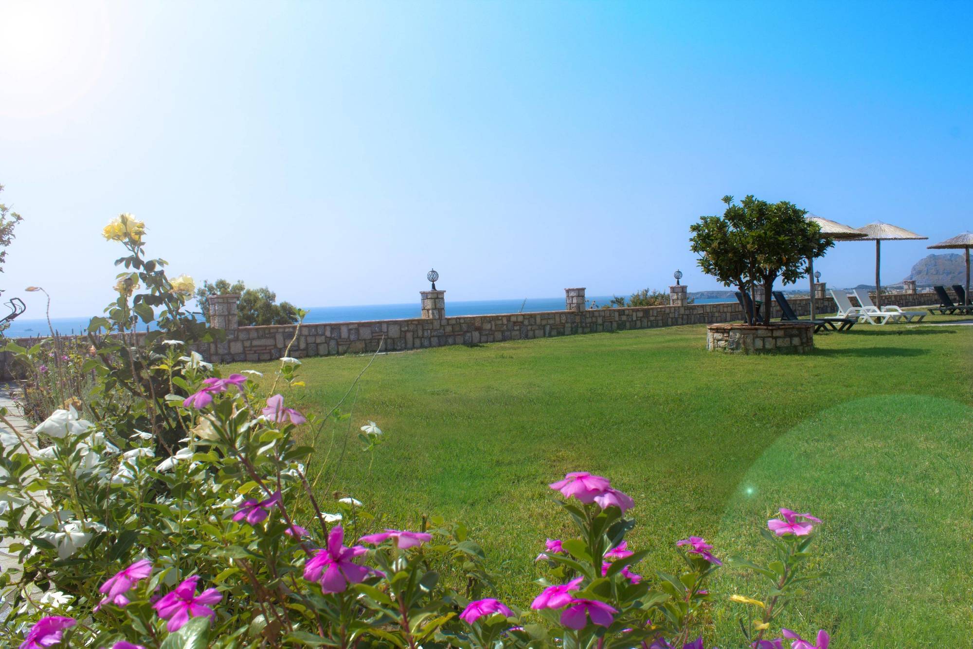 Gardenia Hotel Afantou Exterior photo